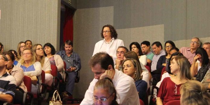 0000000forum_odonto_0206