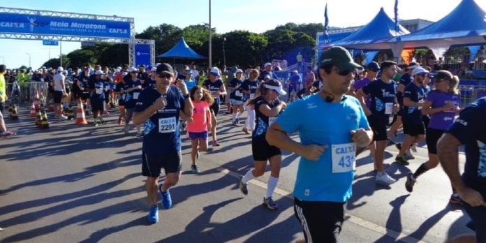 -meia maratona internacional - corrida_Easy-Resize.com